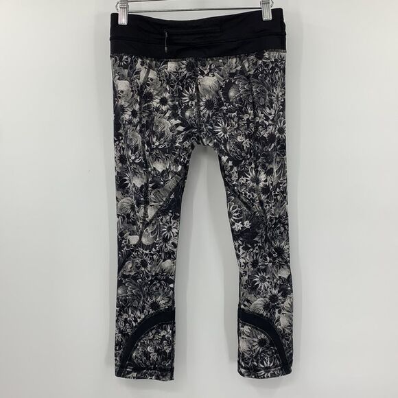 Lululemon Run Inspire II Flowabunga Luxtreme Crops Black & White Floral Sz 4 - Picture 2 of 7